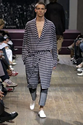 Look 18